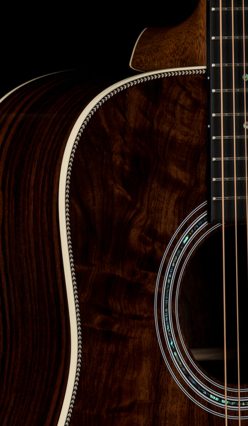 Martin Custom Shop HD-28 Style Wild Grain Rosewood #91290 (Empire Music Spec)