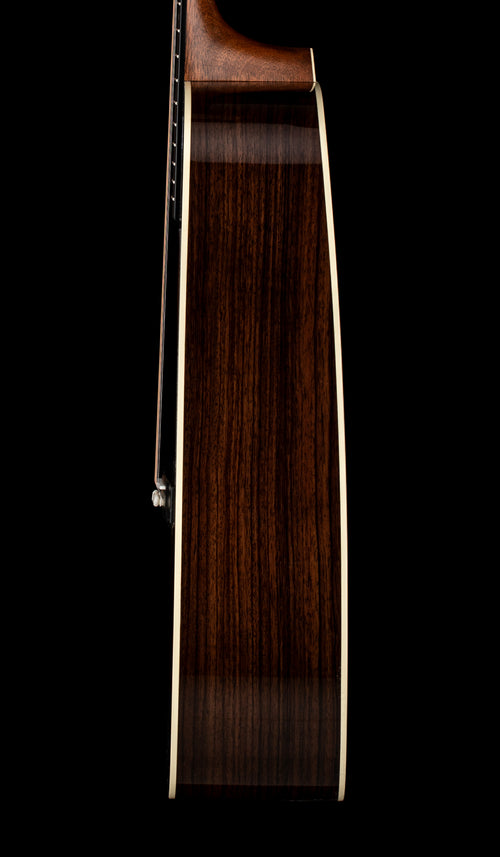 Martin D-28 - 1933 Ambertone #16892 (2025)