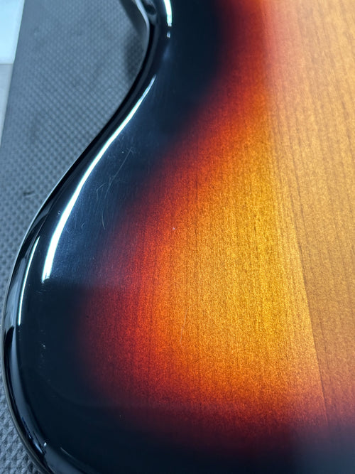 Used Fender Kurt Cobain Jaguar (2025) - 3-Color Sunburst #29652 with Original Hard Case