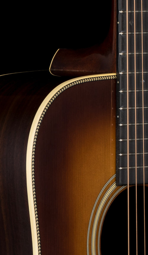 Martin Custom Shop D-28 Authentic 1937 (Stage 1 Ambertone) #48835