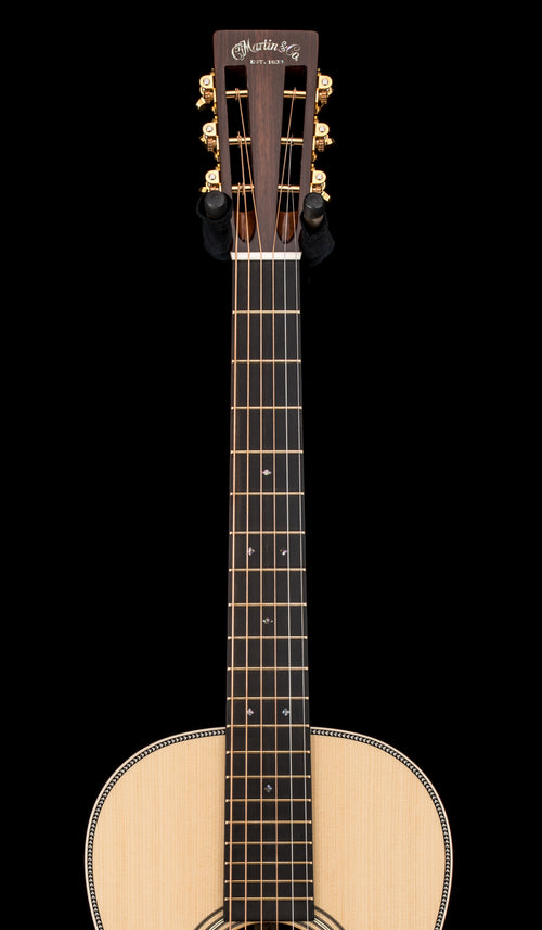 Martin 0012-28 Modern Deluxe #25662 (NAMM 2026)