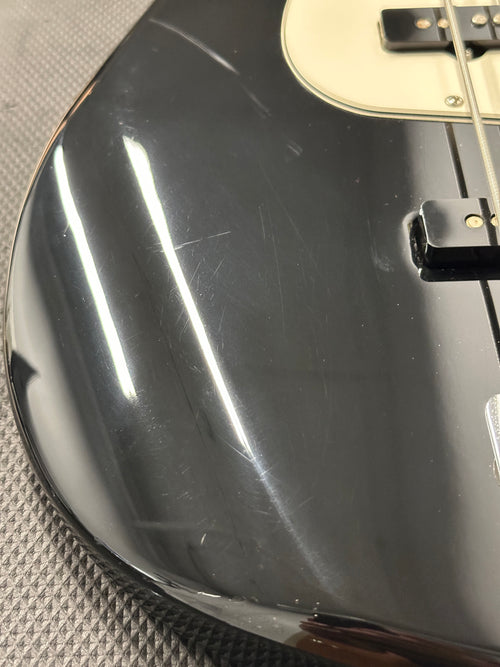 Used Fender Standard Jazz Bass (2001) - Black #15407 with Gig Bag