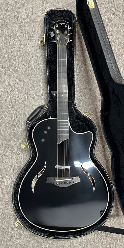 Used Taylor T5-S (2005) - Black #19541 with Original Hard Case