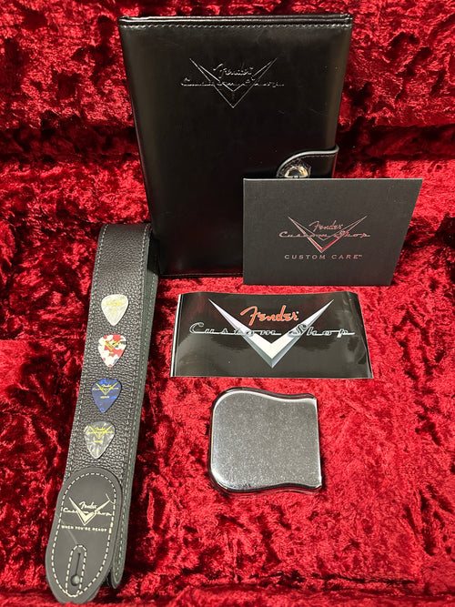 Fender Custom Shop Limited Edition Tomatillo Telecaster Relic - Aged Magenta Sparkle #38498