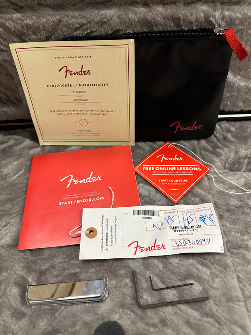 Used American Professional II Telecaster (2023) - Sienna Sunburst #09491 with Original Hard Case