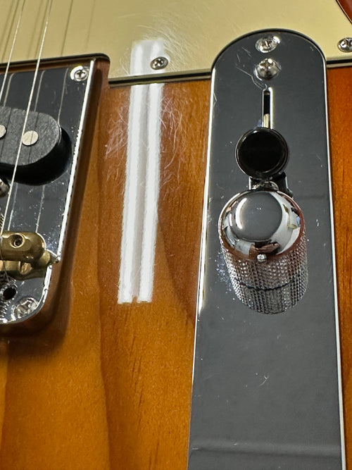 Used American Professional II Telecaster (2023) - Sienna Sunburst #09491 with Original Hard Case