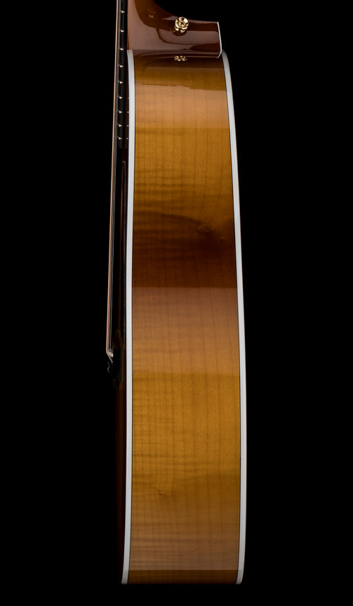 Taylor 217e Plus Special Edition - Honeyburst #26500