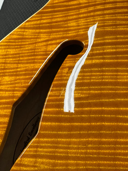 Used Hamer Custom Shop Newport Pro (2003) - Amber #52665 with Original Hard Case