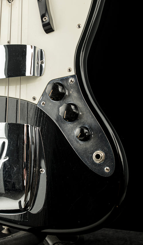 Vintage Fender 1973 Jazz Bass - Black #96090 with Hard Case