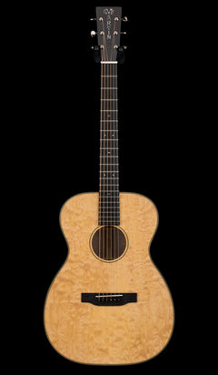 Martin Custom Shop 00-28 Style Master Grade Deep Quilt Maple (Empire Music Spec) #29853