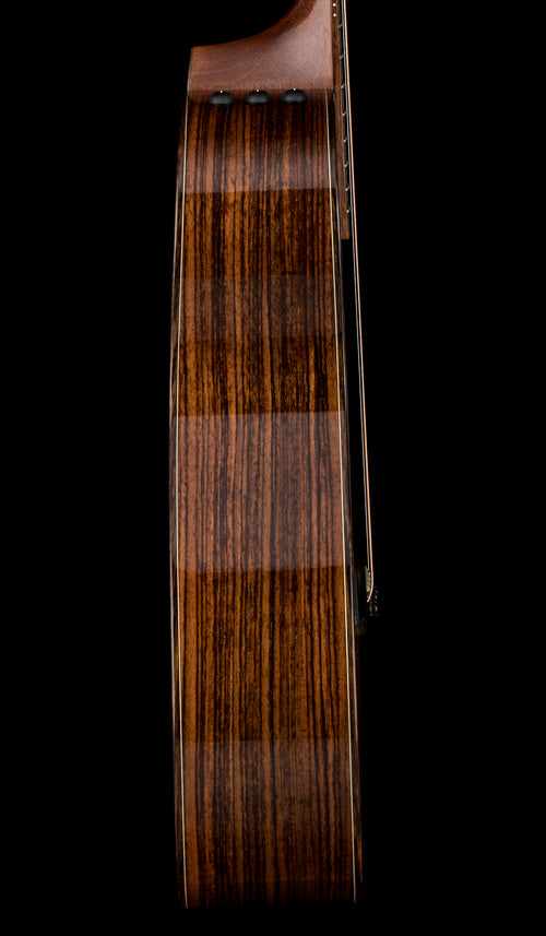 Used Taylor Baritone-8 (2011) #02107 with Original Hard Case