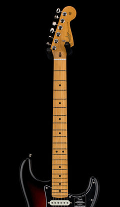 Fender American Professional Classic Stratocaster HSS - 3-Color Sunburst #91030
