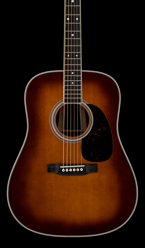 Martin D-35 - 1933 Ambertone #21030 (2025)