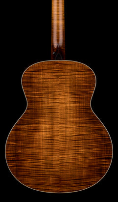 Taylor Benchmark Custom Gold Label Super Auditorium Lutz Spruce and Big Leaf Maple #56103