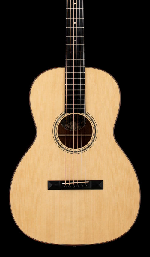 Used Collings 00-1A Adirondack Spruce #28335 with Original Hard Case