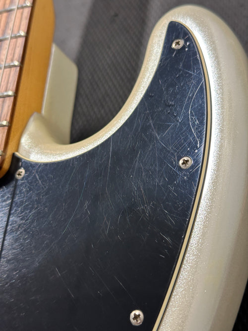 Used Fender Blacktop Jazz Bass (2011) - White Chrome Pearl #05592 with Gig Bag