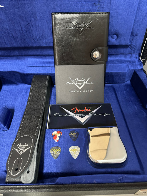 Fender Custom Shop Limited Edition Telecaster Custom Journeyman Relic - Aged Wide Fade 3-Color Sunburst #91496