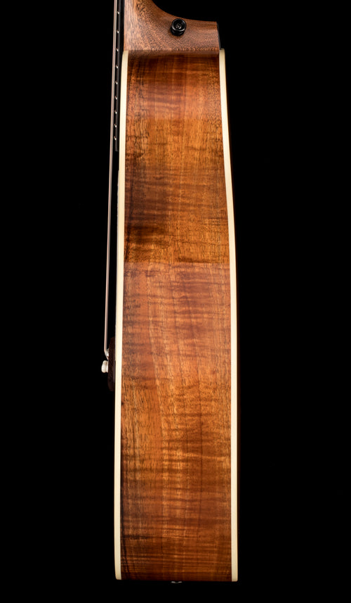 Taylor Benchmark Custom Gold Label Grand Concert Western Red Cedar and Hawaiian Koa #06098