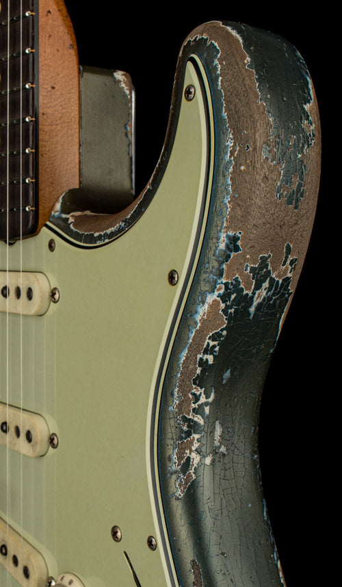 Fender Custom Shop Masterbuilt Dale Wilson 1961 Stratocaster Heavy Relic - Dark Lake Placid Blue over Lake Placid Blue #91709