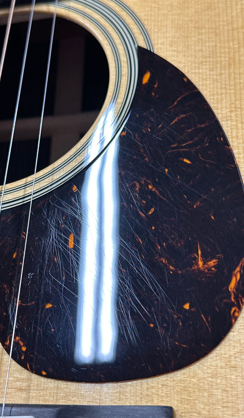 Martin OM-28E LR Baggs - Natural #20622 (NAMM 2026)