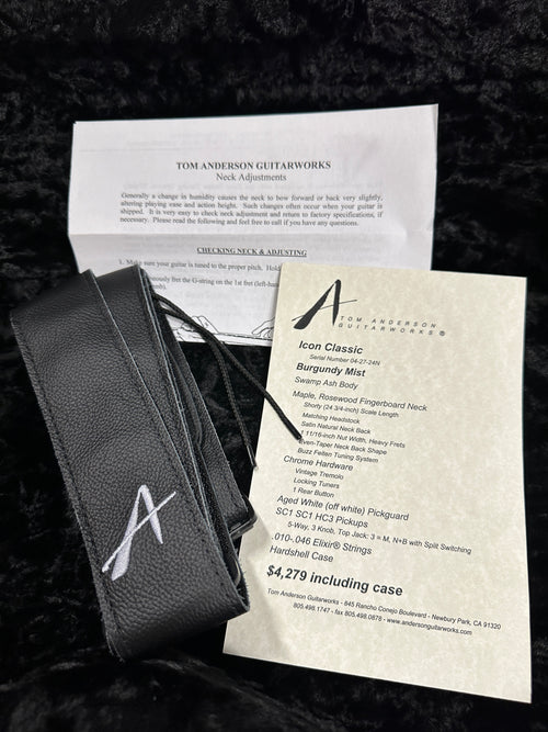 Used Tom Anderson Icon Classic Short Scale - Burgundy Mist #2724N with Original Hard Case