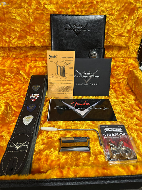 Fender Custom Shop American Custom Stratocaster NOS - Aged Amber Natural #18701