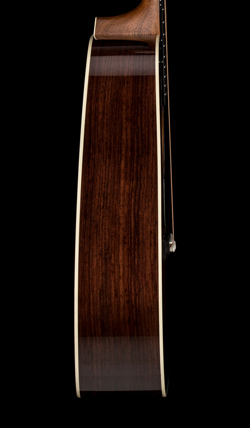 Martin D-28 - 1933 Ambertone #49312 (2025)