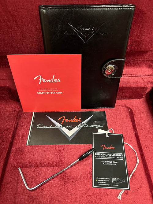 Used Fender Custom Shop Postmodern Stratocaster DLX Closet Classic (2025) - Super Faded HLE Gold #16168 with Original Hard Case