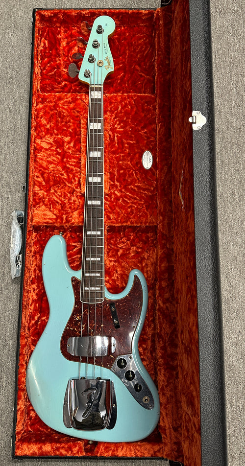 Used Fender Custom Shop 1966 Jazz Bass Journeyman Relic (2021) - Aged Daphne Blue with Original Hard Case
