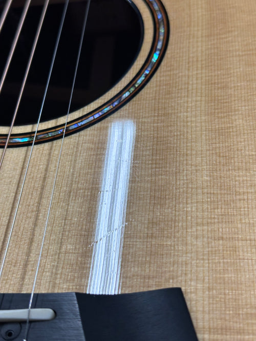 Used Taylor 914ce (2015) - Natural #75118 with Original Hard Case