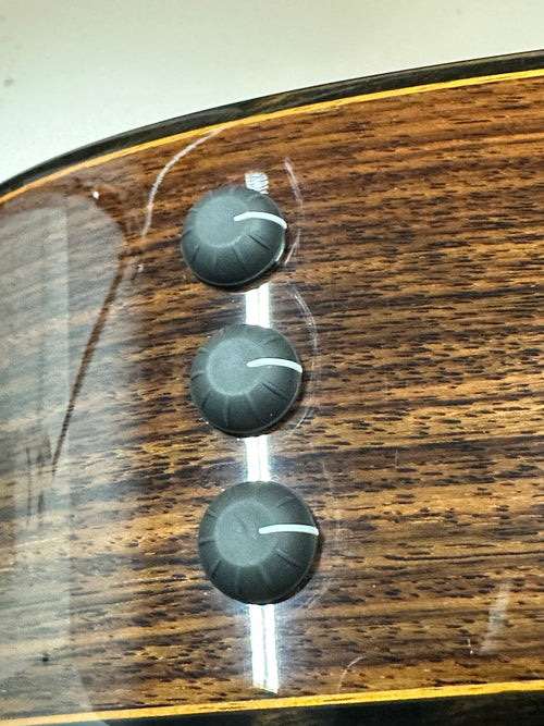 Used Taylor 914ce (2015) - Natural #75118 with Original Hard Case