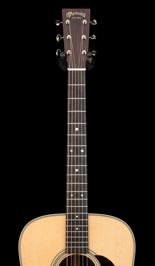 Martin D-28 - Natural #82123