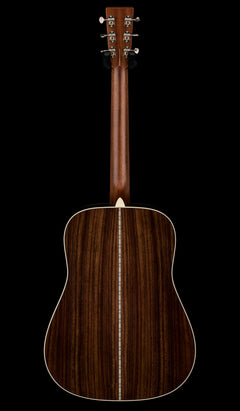 Martin D-28 - Natural #06413 (2025)