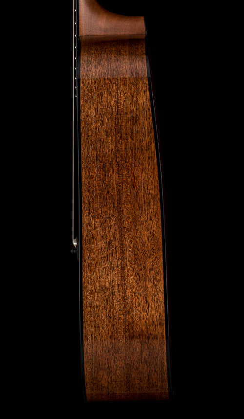 Martin D-18 - 1933 Ambertone #87401 (2025)