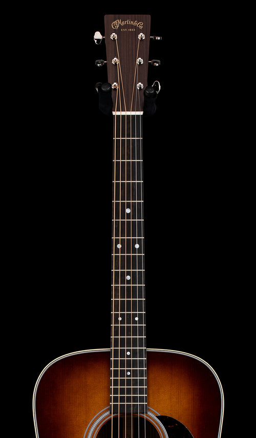 Martin D-28 - 1933 Ambertone #17205 (2025)