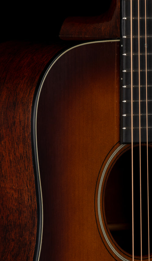 Martin Custom Shop D-18 Authentic 1937 (Stage 1 Ambertone) #56656