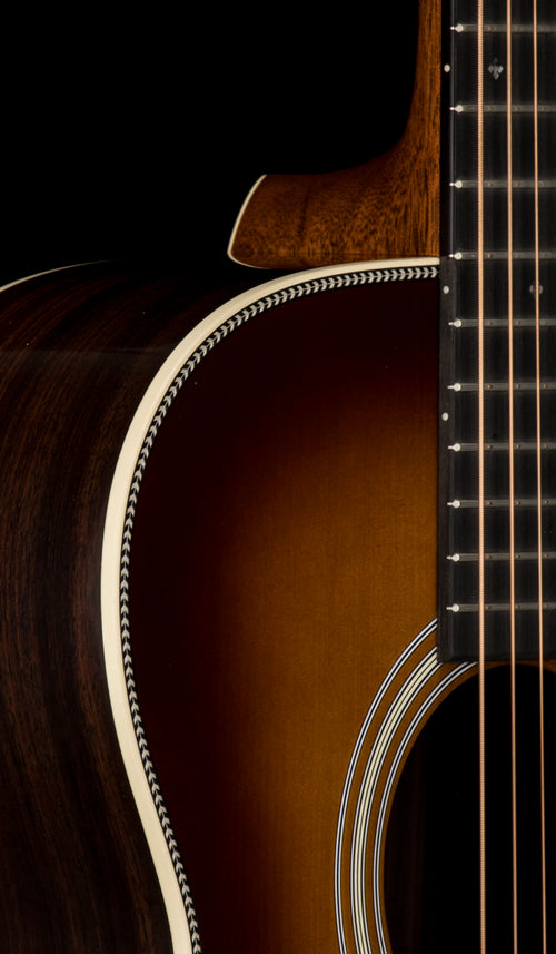 Martin Custom Shop 000-28 Authentic 1937 - Ambertone #40484 (NAMM)