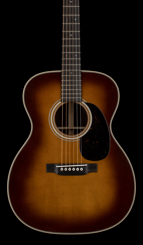 Martin Custom Shop 000-28 Authentic 1937 - Ambertone #40484 (NAMM)