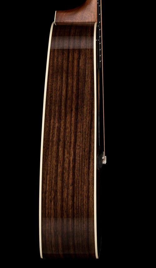 Martin D-28 - 1933 Ambertone #35110 (2025)