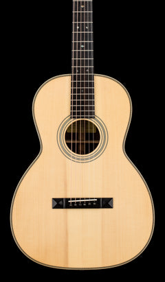 Used Eastman E20 OO (2015) - Natural #45147 with Original Hard Case