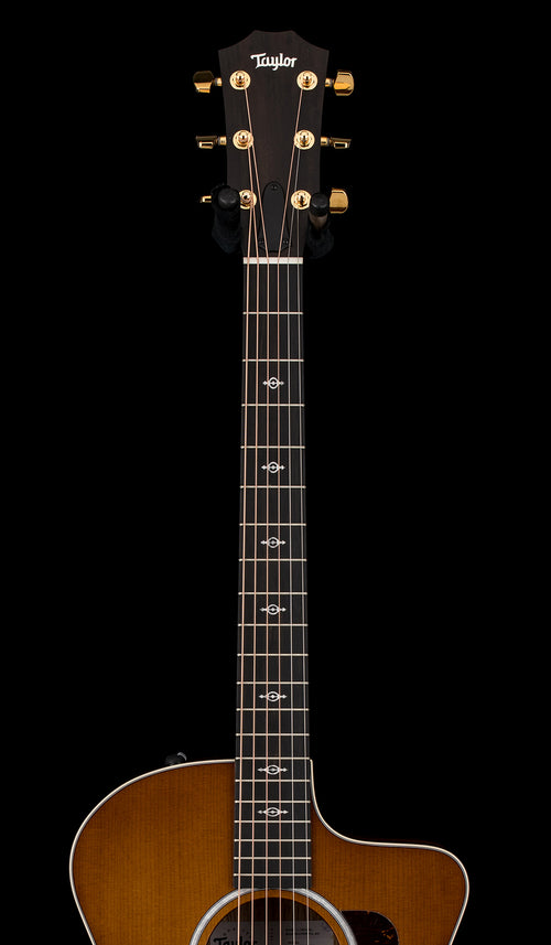 Taylor 214ce-K DLX Special Edition - Honeyburst #35551 (NAMM 2026)