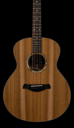 Taylor Custom Shop Gold Label SA Western Red Cedar/Tasmanian Blackwood #56102