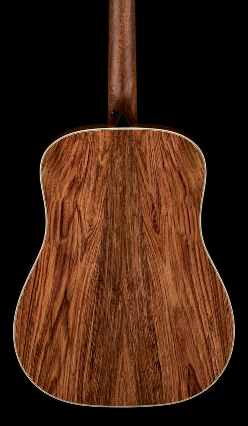 Taylor Gold Label 810e Honduran Rosewood - Natural #05074 (NAMM 2026)