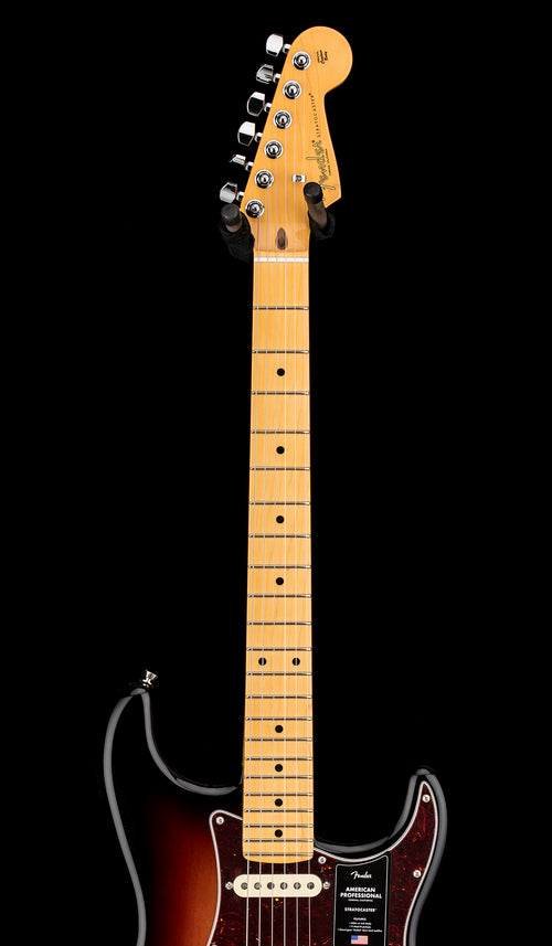 Fender American Professional Stratocaster - 3-Color Sunburst #83127