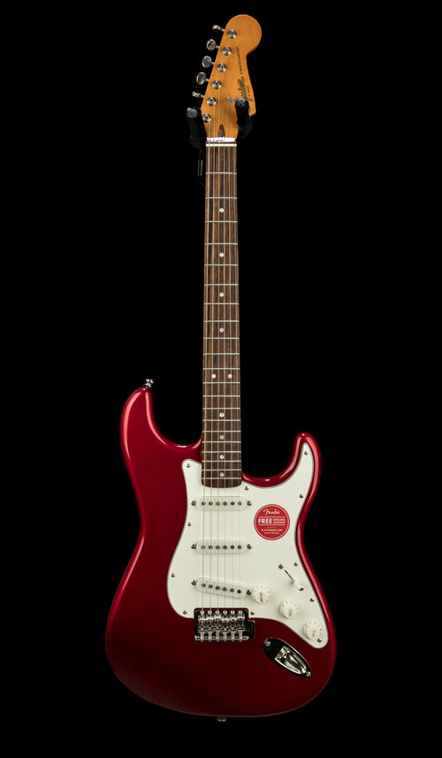 Squier Classic Vibe '60s Stratocaster - Candy Apple Red