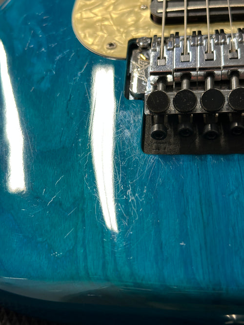 Used Peavey Axcelerator F (1994) - Transparent Blue #77574 with Gig Bag