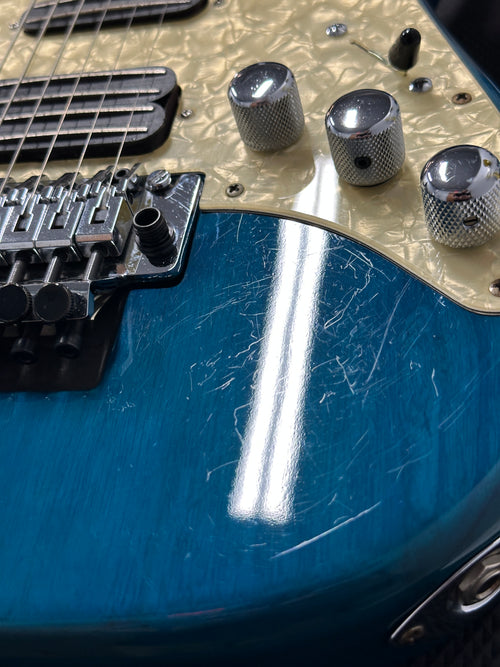 Used Peavey Axcelerator F (1994) - Transparent Blue #77574 with Gig Bag