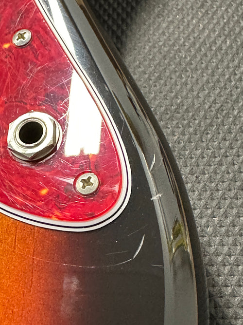 Used Fender MIJ JM66-80 Jazzmaster (1994) - 3-Color Sunburst #23507 with Original Hard Case