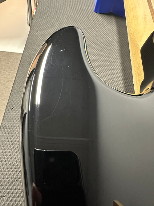 Used Fender USA Geddy Lee Jazz Bass - Black #01528 with Original Hard Case