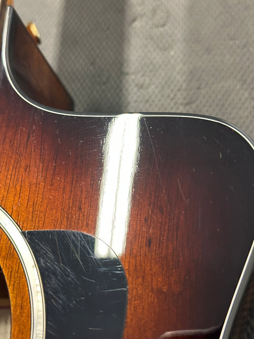 Used Taylor 224ce-K DLX (2022) - Shaded Edgeburst #02158 with Gig Bag